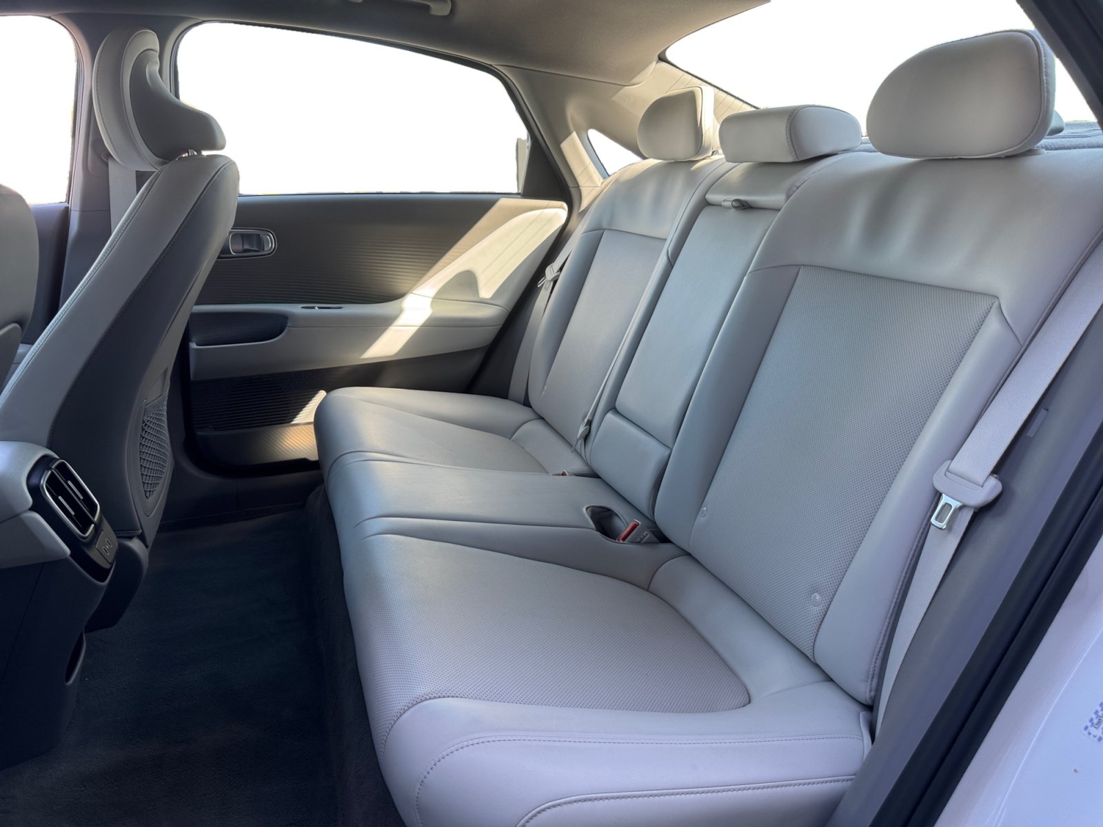 Used 2023 Hyundai Ioniq 6 SEL RWD image 13