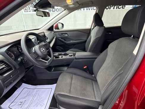 Used 2023 Nissan Rogue SV AWD/4WD image 15