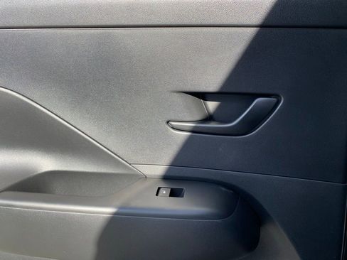 New 2025 Hyundai Kona SEL image 28