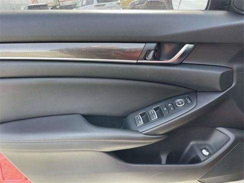 Used 2019 Honda Accord Sport image 22