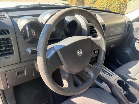 Used 2011 Dodge Nitro Heat w/ Popular Equipment Group image 20