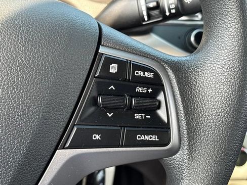 Used 2018 Hyundai Elantra SEL w/ Cargo Package FWD image 17