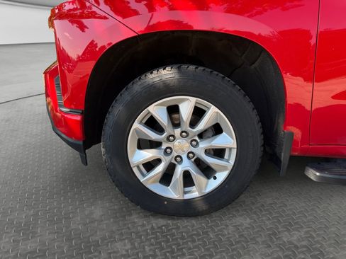 Used 2019 Chevrolet Silverado 1500 Custom AWD/4WD image 9