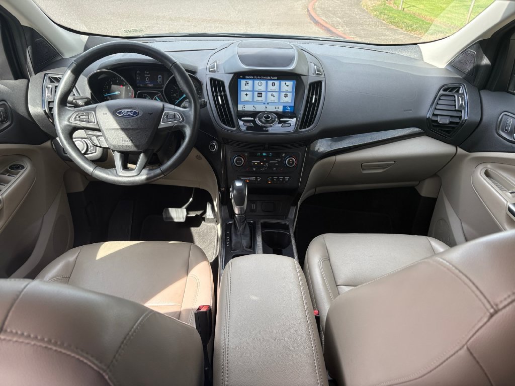Used 2019 Ford Escape Titanium FWD image 21