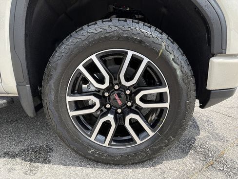 New 2026 GMC Sierra 1500 AT4 image 15