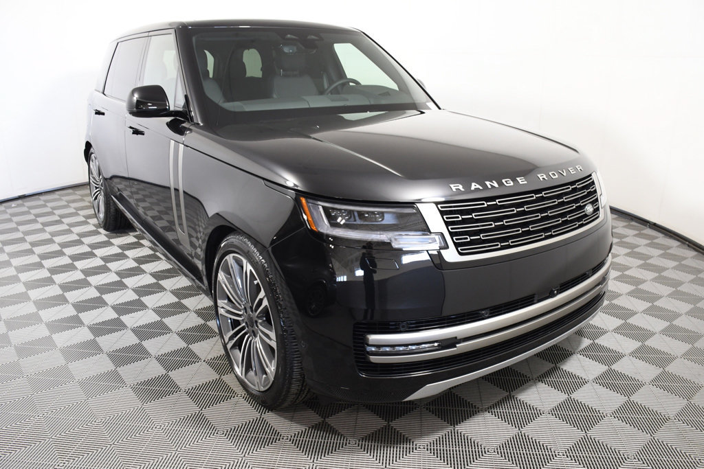 New 2026 Land Rover Range Rover Long Wheelbase SE AWD/4WD image 9