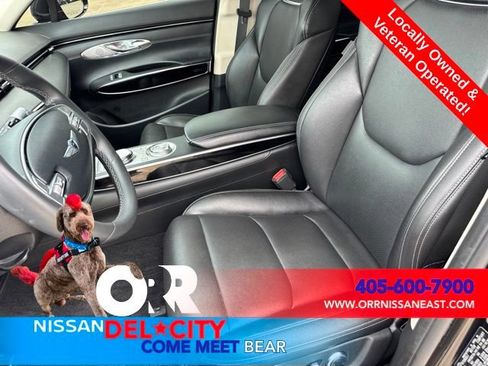 Used 2025 Genesis GV70 2.5T AWD/4WD image 13