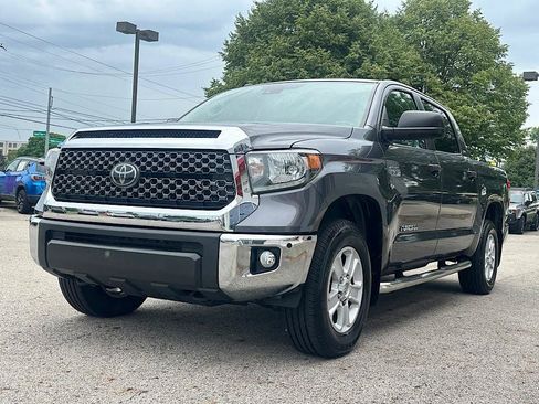 Certified 2018 Toyota Tundra SR5 w/ SR5 Upgrade Package AWD/4WD image 1