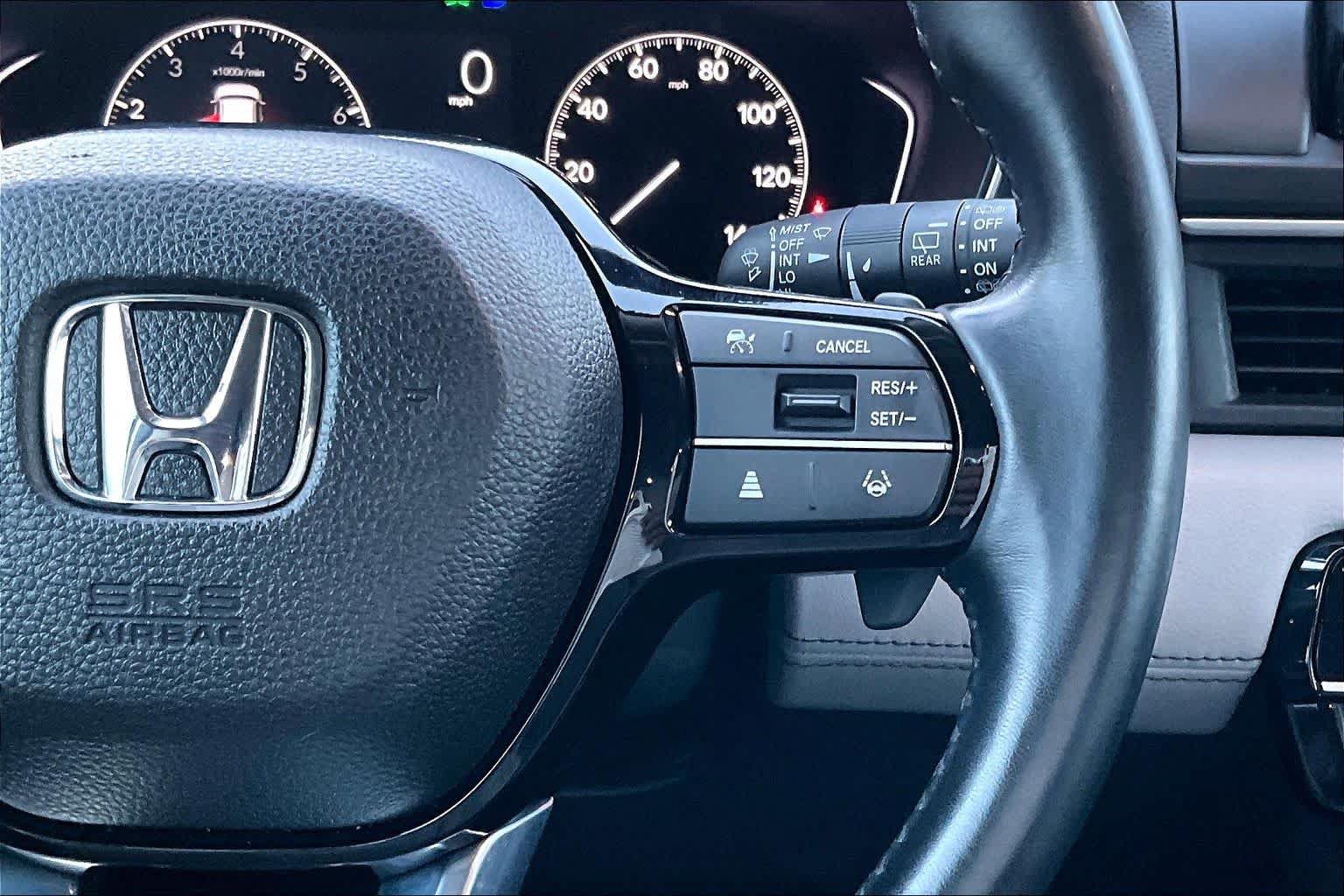 Used 2025 Honda Pilot EX-L image 25
