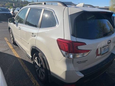 Used 2021 Subaru Forester Limited w/ Popular Package #3 image 7