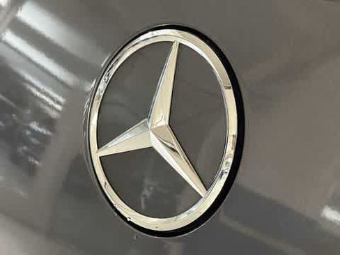 Used 2021 Mercedes-Benz CLA 250 image 8