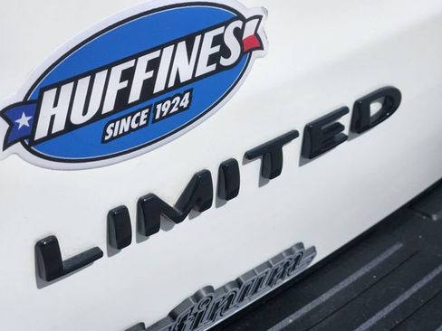 Used 2024 Ford Expedition Limited RWD image 10