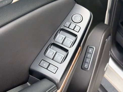 Used 2019 GMC Yukon Denali w/ Denali Ultimate Package image 20