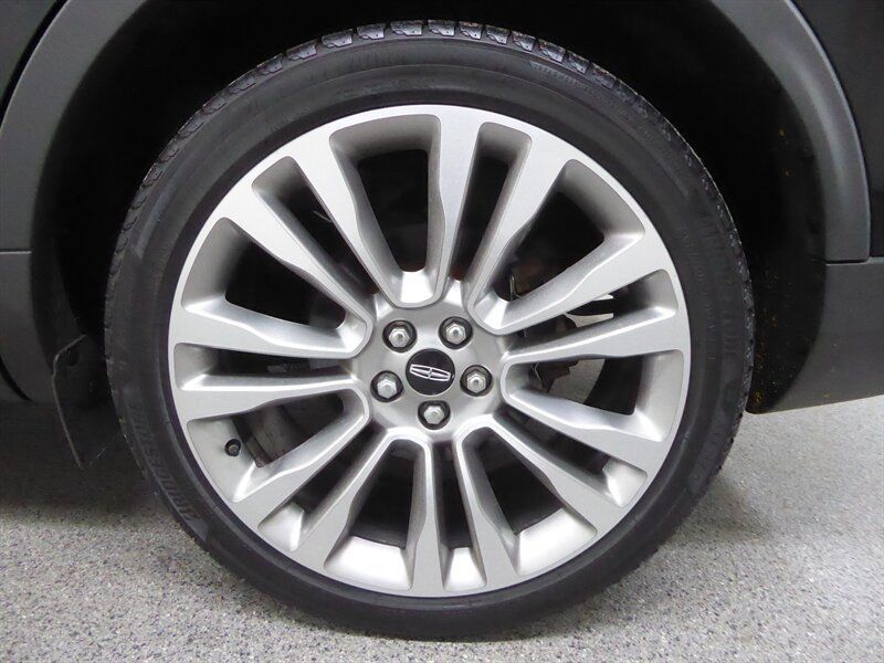 Used 2016 Lincoln MKX Reserve w/ Luxury Package AWD/4WD image 33