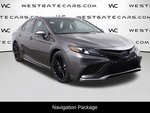 Used 2024 Toyota Camry XSE image 2