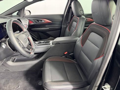 Used 2025 Chevrolet Equinox EV RS image 22