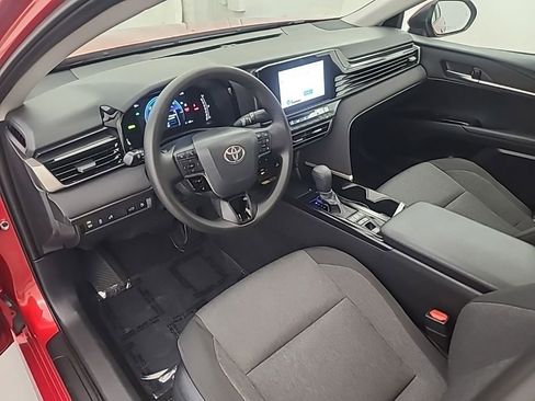 Used 2026 Toyota Camry LE FWD image 25