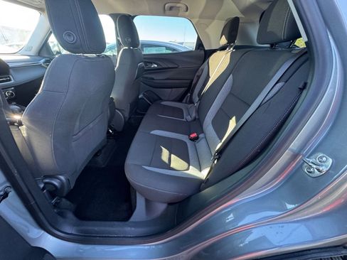 Used 2025 Chevrolet TrailBlazer LT image 23
