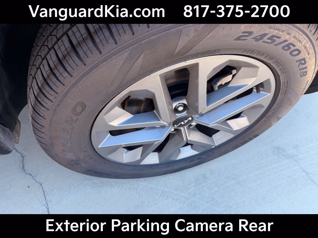 Certified 2025 Kia Telluride LX FWD image 9