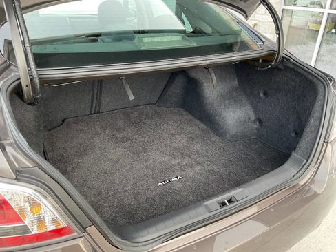 Used 2015 Nissan Altima 2.5 SV w/ Convenience Package image 29