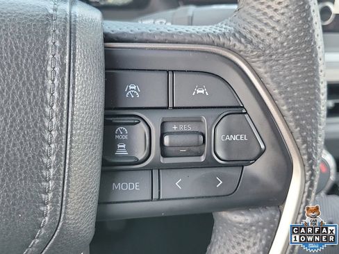 Used 2025 Toyota Tacoma TRD Off-Road AWD/4WD image 23