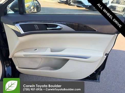 Used 2013 Lincoln MKZ AWD image 11