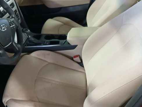 Used 2015 Hyundai Sonata SE FWD image 9