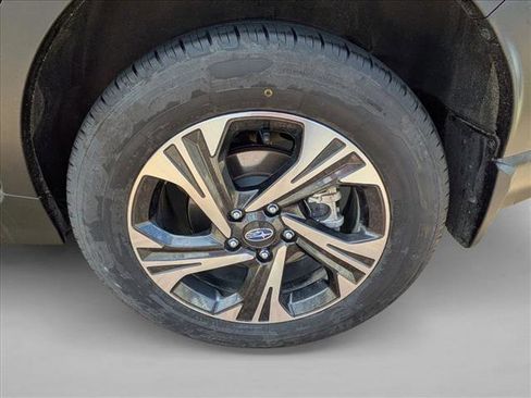 Used 2024 Subaru Crosstrek 2.0i Premium AWD/4WD image 9