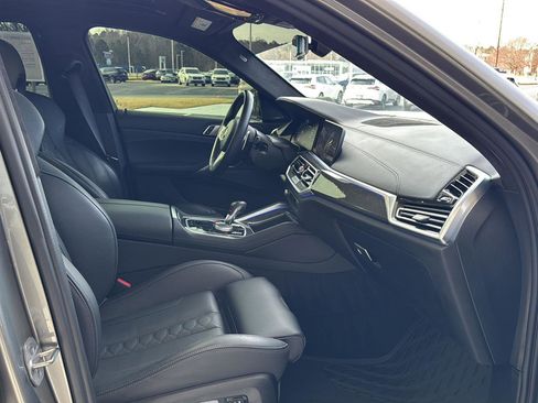 Certified 2023 BMW X6 M image 9