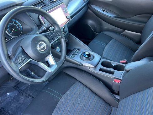 Used 2023 Nissan Leaf S image 10