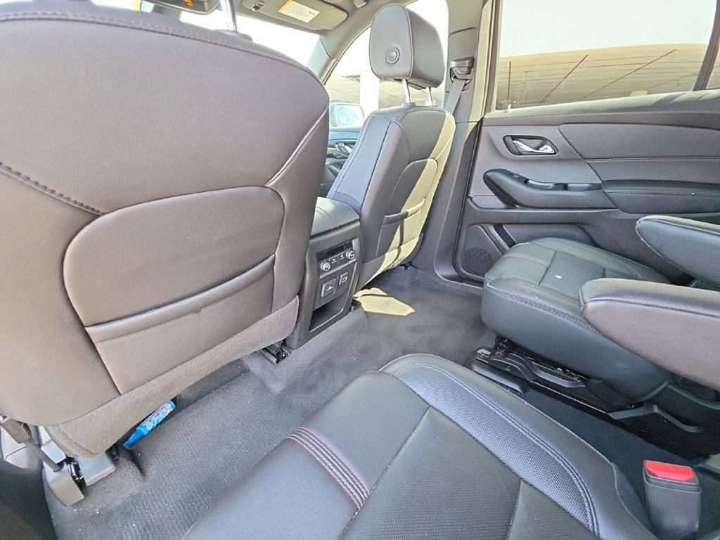 Used 2024 Chevrolet Traverse RS AWD/4WD image 26