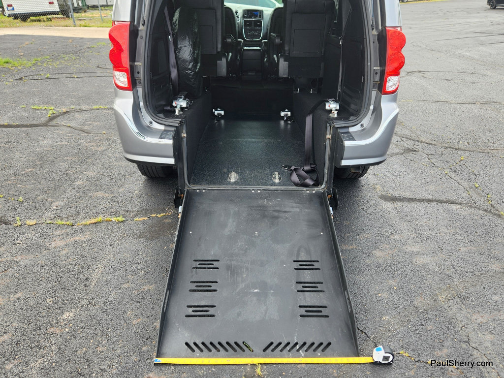 Used 2019 Dodge Grand Caravan GT FWD image 25
