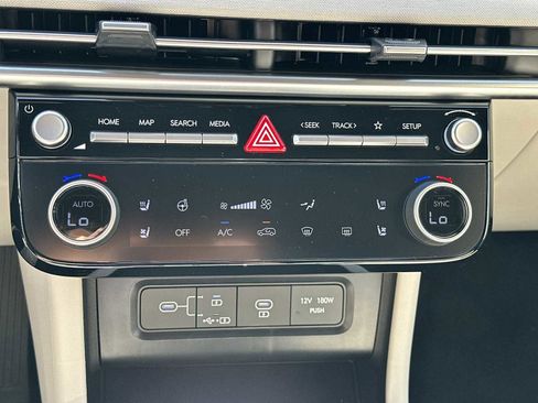 New 2026 Hyundai Tucson Limited image 19