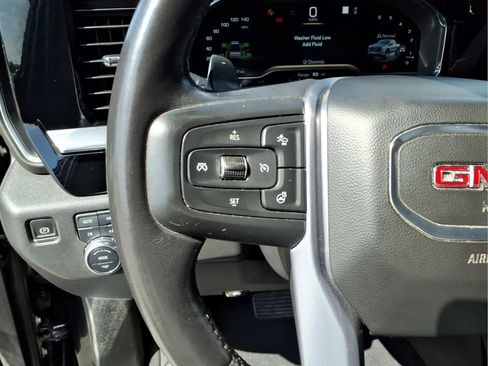 Used 2022 GMC Sierra 1500 SLT AWD/4WD image 24