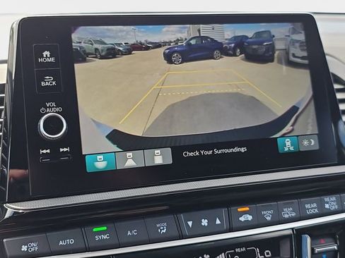Used 2025 Honda Odyssey Sport-L image 27