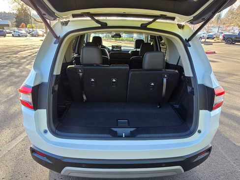 Used 2025 Honda Pilot EX-L image 14