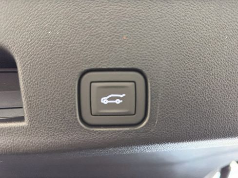 New 2026 GMC Acadia Elevation w/ Black Edition FWD image 9