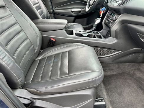 Used 2018 Ford Escape SEL image 24