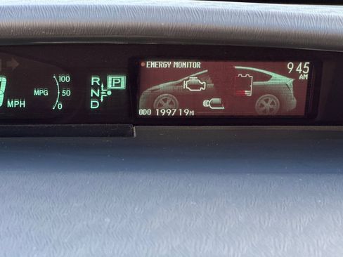 Used 2013 Toyota Prius Two image 19