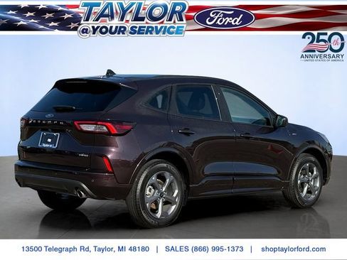 Used 2023 Ford Escape ST-Line w/ Tech Pack #1 AWD/4WD image 3