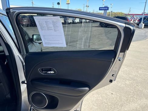 Used 2019 Honda HR-V EX-L image 30