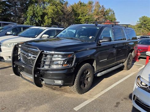 Used 2020 Chevrolet Suburban LT image 14