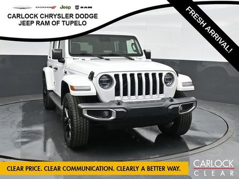 Used 2021 Jeep Wrangler Sahara w/ Cold Weather Group AWD/4WD image 6