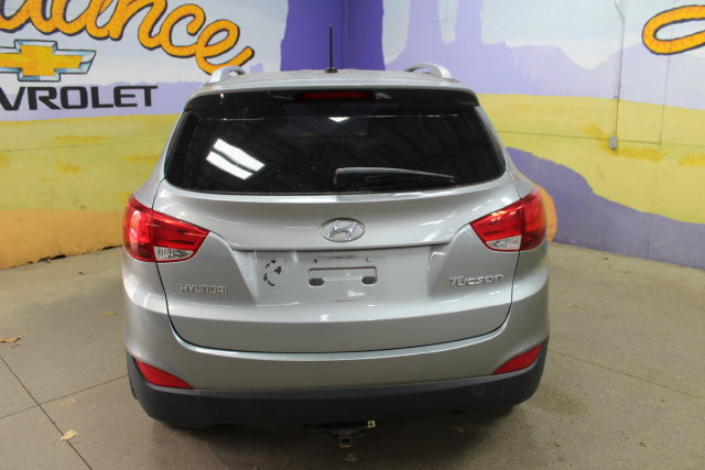Used 2011 Hyundai Tucson GLS FWD image 7