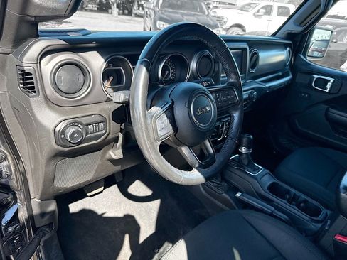 Used 2021 Jeep Wrangler Unlimited Sport image 10