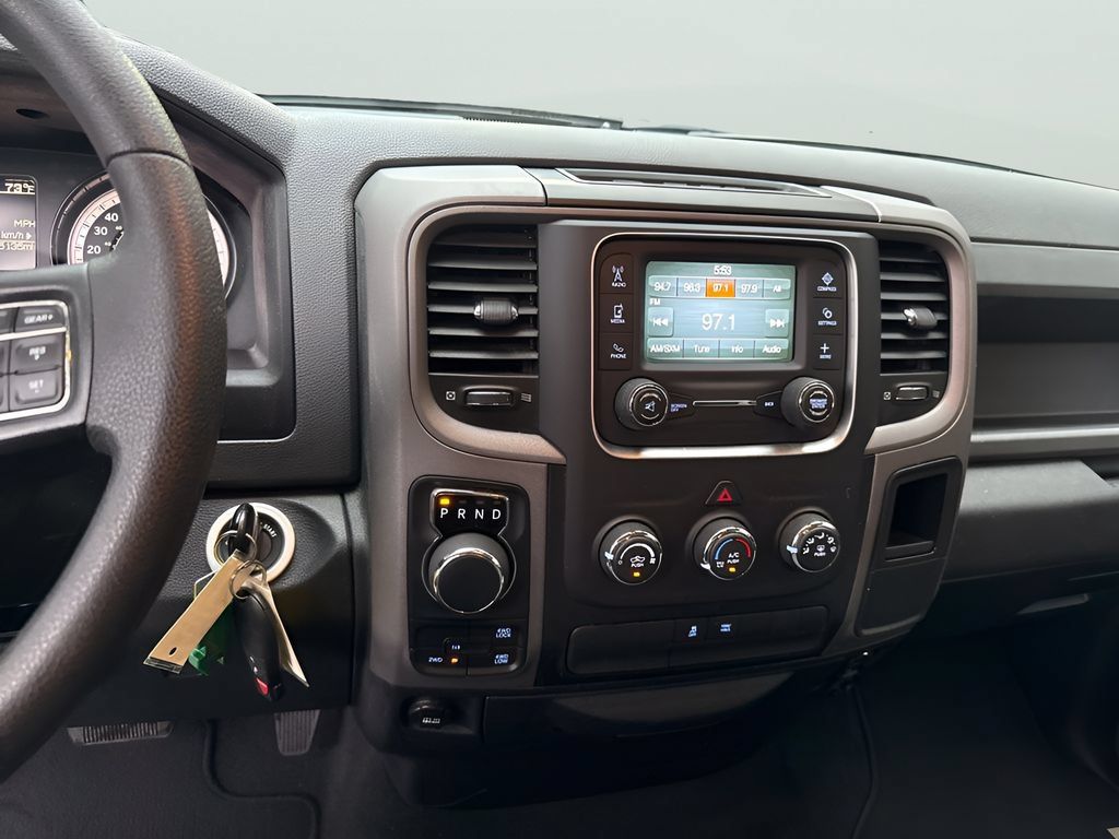 Used 2018 RAM 1500 Express w/ Express Value Package AWD/4WD image 23