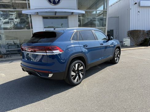 New 2026 Volkswagen Atlas Cross Sport SE AWD/4WD image 3
