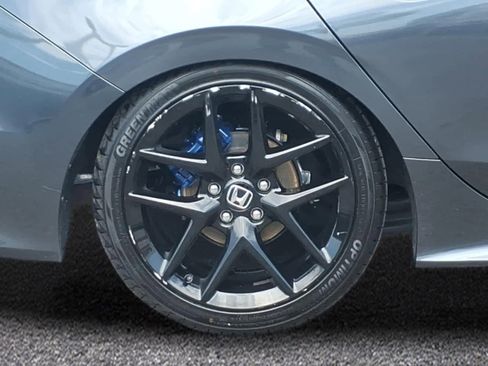 Used 2025 Honda Civic Sport image 3