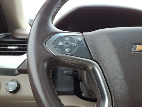 Used 2018 Chevrolet Tahoe LT image 17