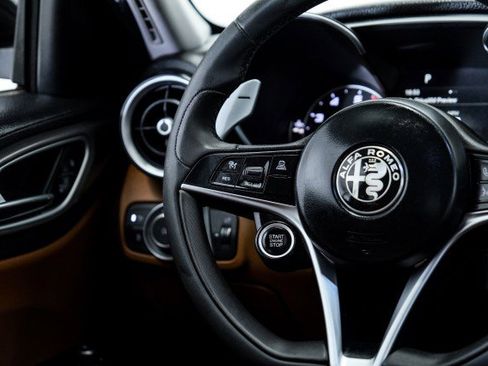 Used 2018 Alfa Romeo Giulia SPORT AWD DRIVER ASSIST DYNAMI image 14